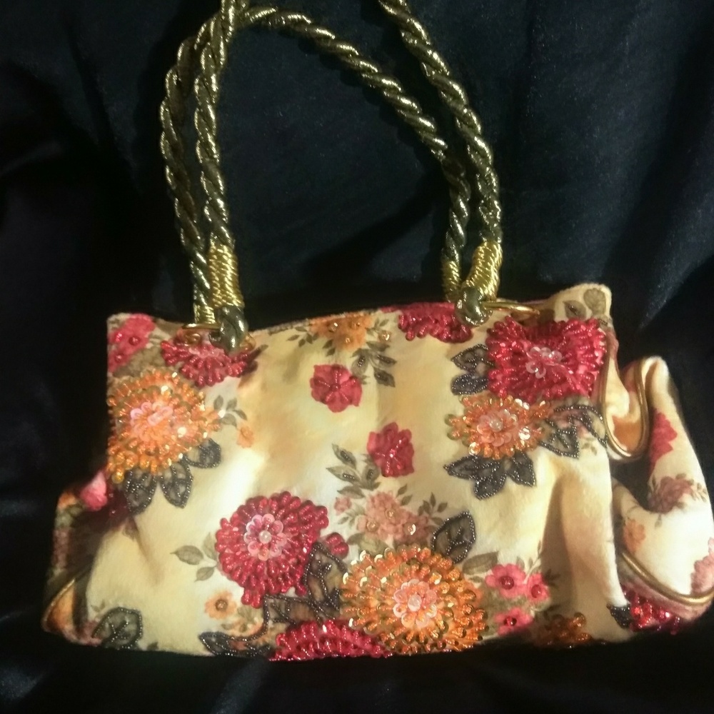 Vintage RARE 90s Floral Beaded suede purse